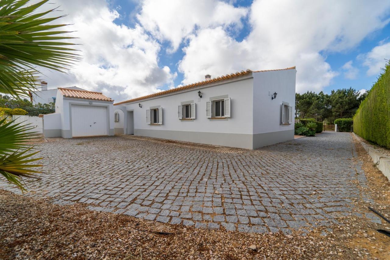 Casa Garrod - Spacious Family Villa Алжезур Екстериор снимка